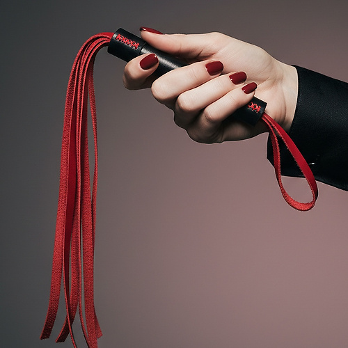 Кожаная плеть