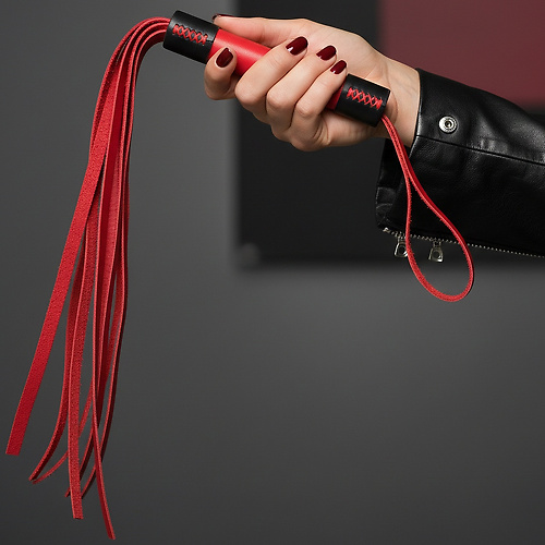 Кожаная плеть